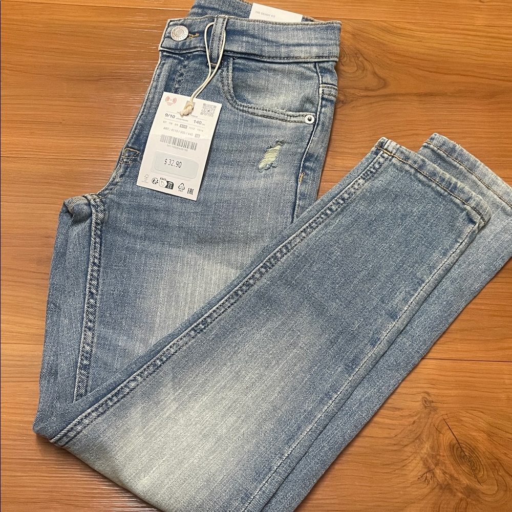 Zara Light Blue Ripped Jeans